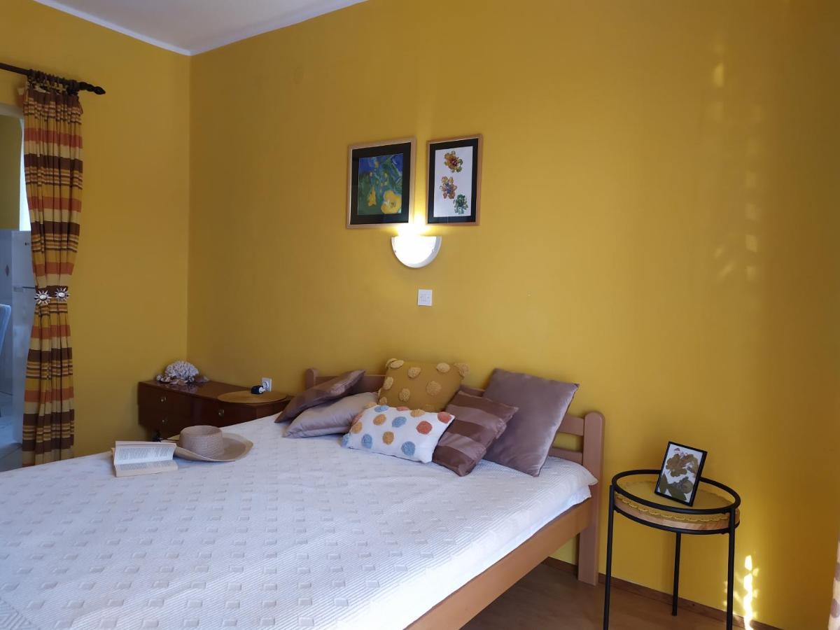 Cozy Apartments Danica Novalja With Terrace - First Floor 外观 照片