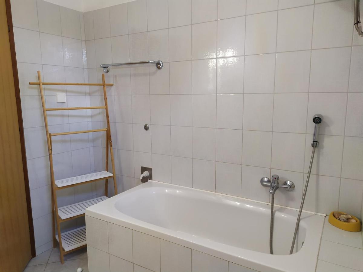 Cozy Apartments Danica Novalja With Terrace - First Floor 外观 照片