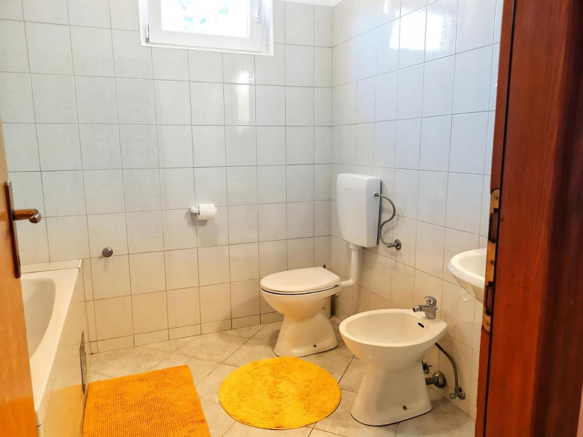 Cozy Apartments Danica Novalja With Terrace - First Floor 外观 照片